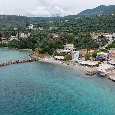 Behind The Sea Kitries Κιτριές