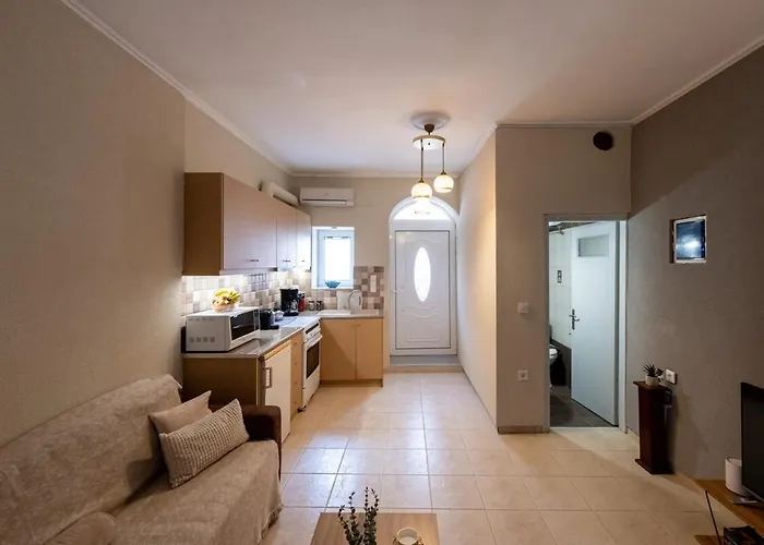 Apartman Behind The Sea Kitries