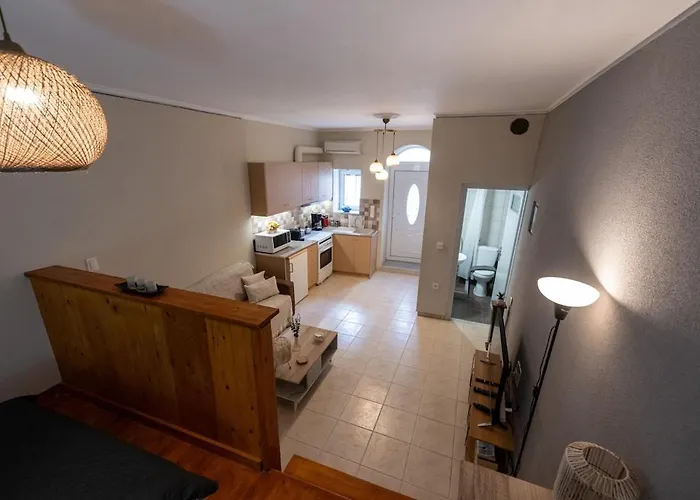 Behind The Sea Kitries *