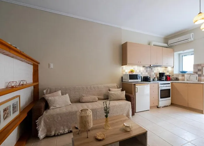 Behind The Sea Kitries Apartman Kitriész