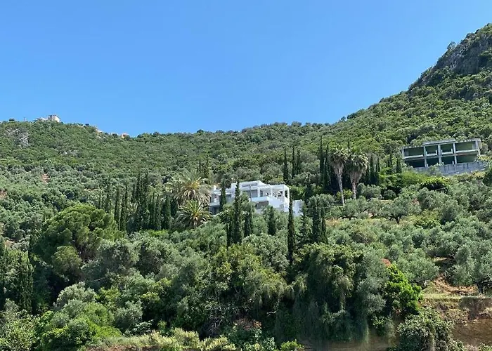 Behind The Sea Kitries Apartmán